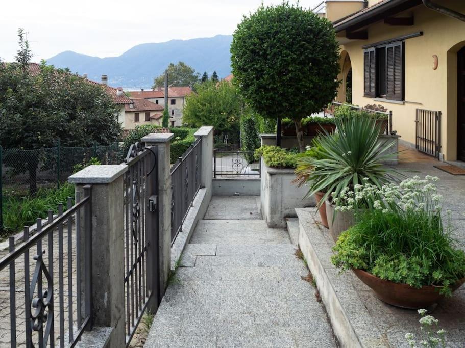 Amazing 3 Bedrooms Villa With Lavish Garden, Breathtaking Lake And Mountains View Luino Exterior photo